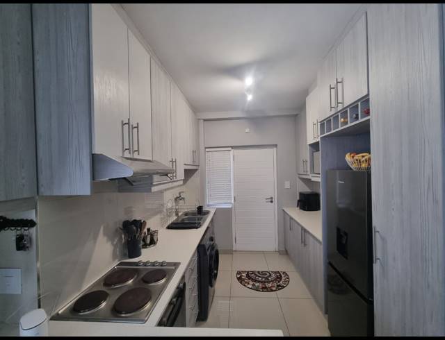 2 BEDROOM APARTMENT SOLD IN DURBANVILLE CENTRAL